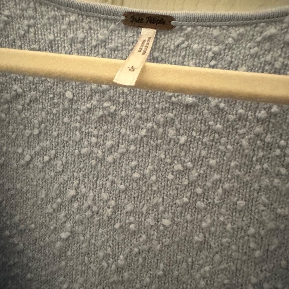 Sweater - Picture 3 of 4